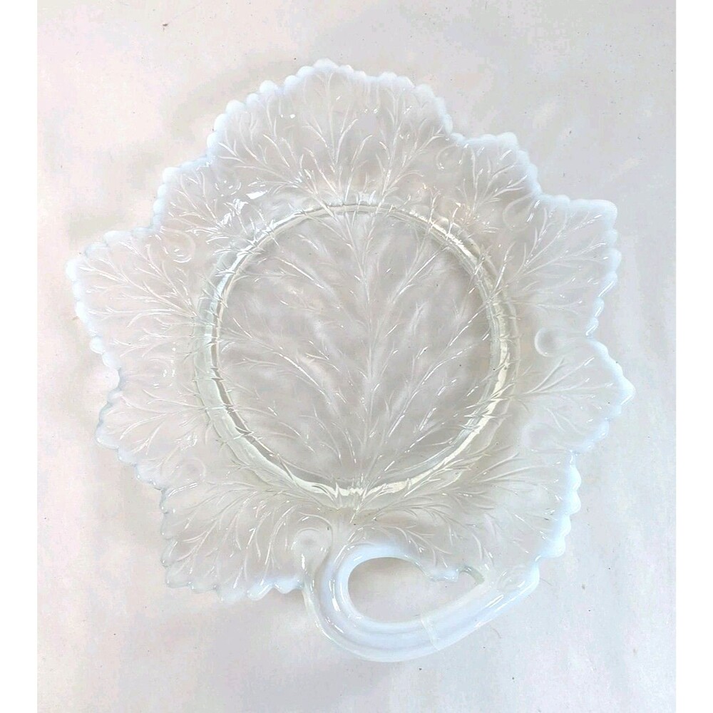Vintage Fenton Moonstone Opalescent Leaf glass Plate Read